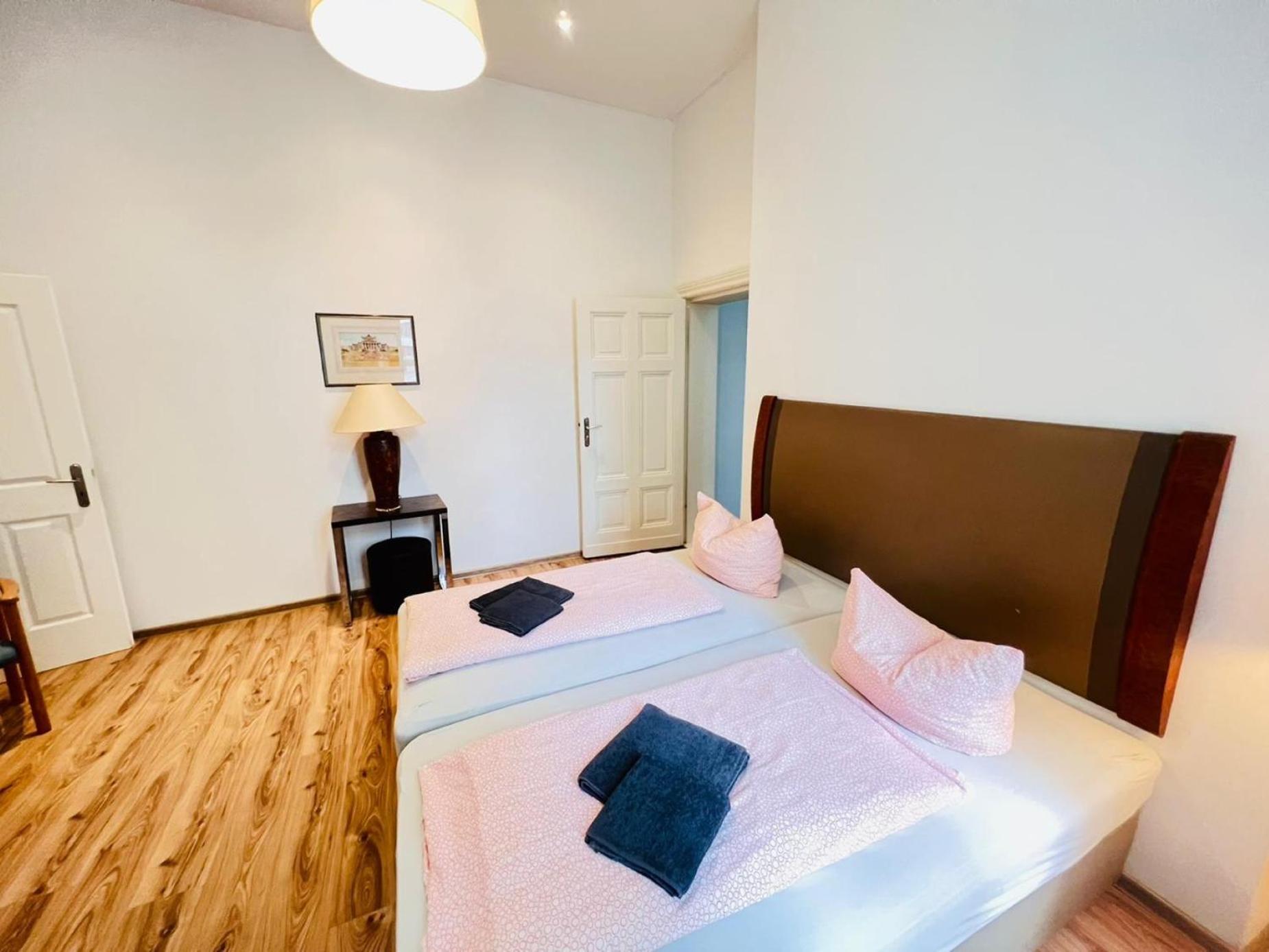 Berlinlux Apartments - City Ngoại thất bức ảnh